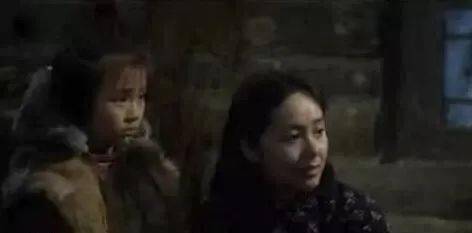 观众群|靠“恋情”的影后？