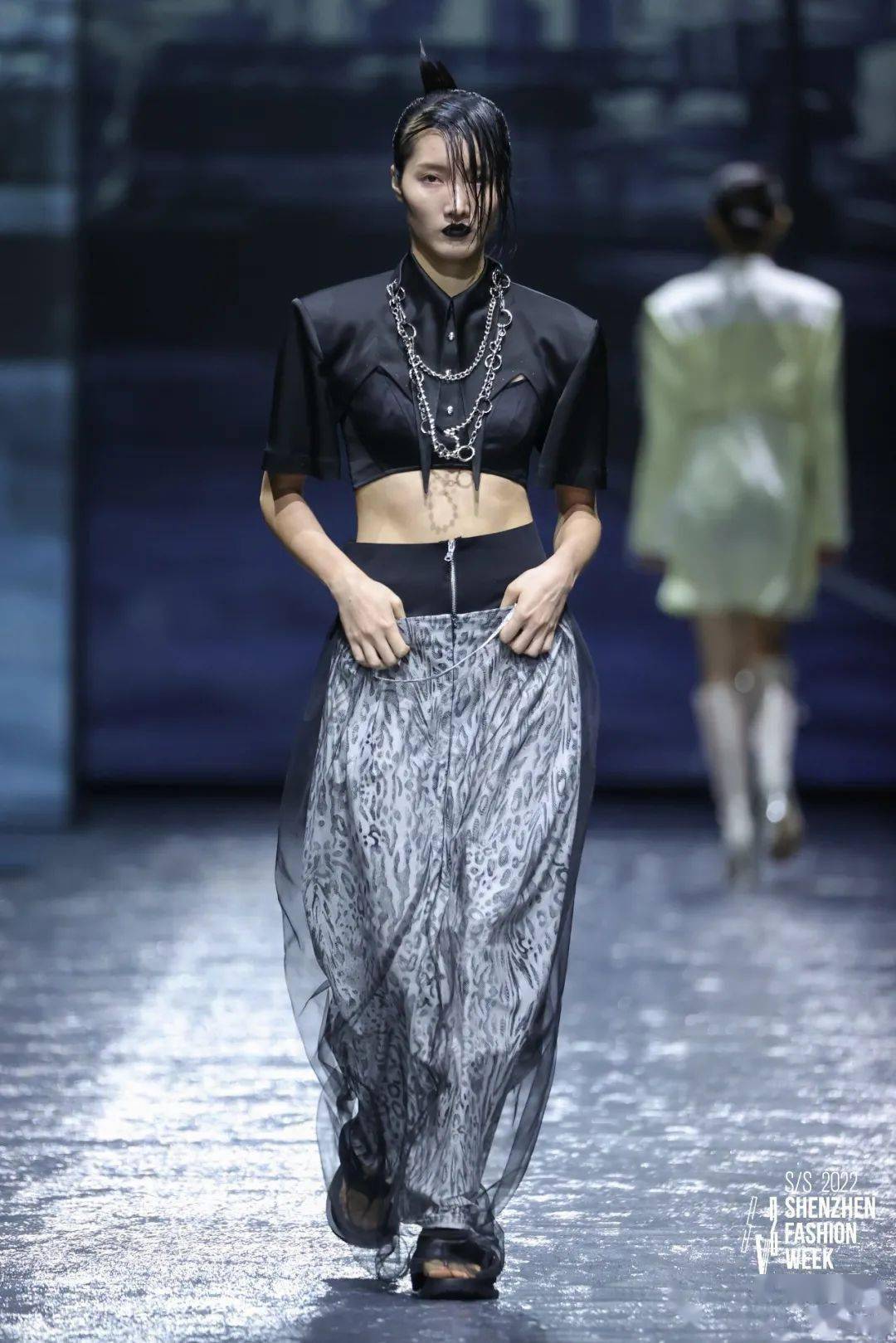 服装 S/S2022深圳时装周｜DAY4：别样角度，诠释「型」之烂漫