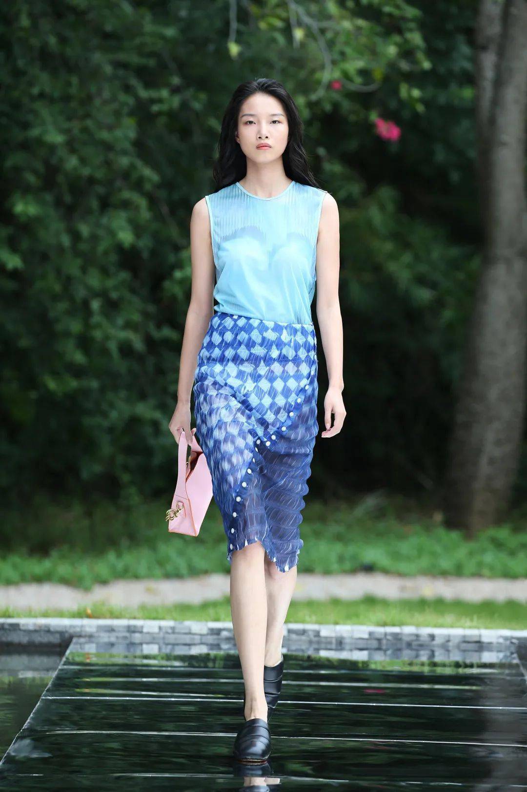 服装 S/S2022深圳时装周|DAY4:别样角度,诠释「型」之烂漫