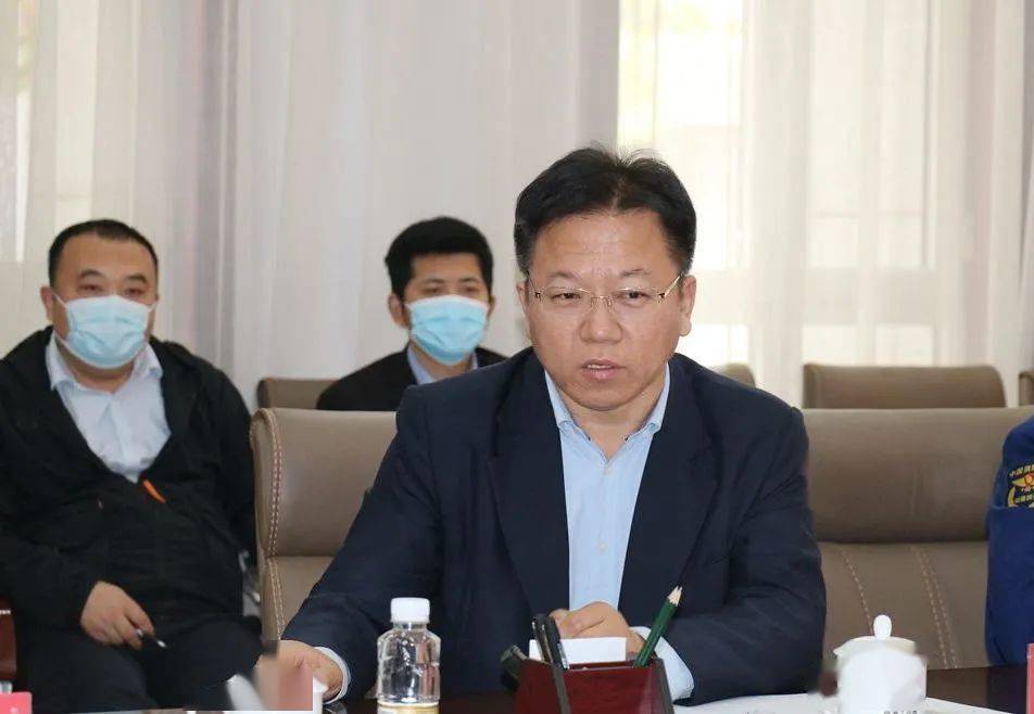 王洪亮强调,各电商企业务必与各职能部门配合好,保持畅通的沟通协调