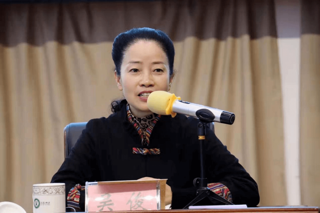 教育资讯市教育局组织专家赴马尔康市开展东西部协作语言文字工作支教