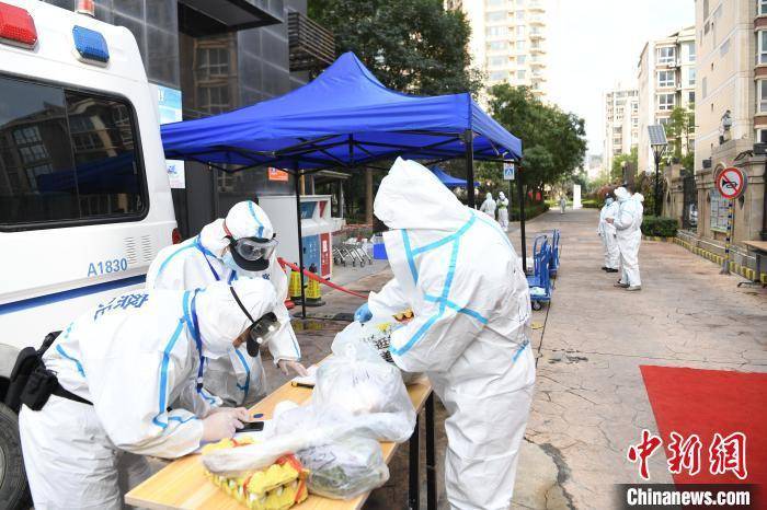 甘肃|甘肃4例重型病例经救治后转为普通型