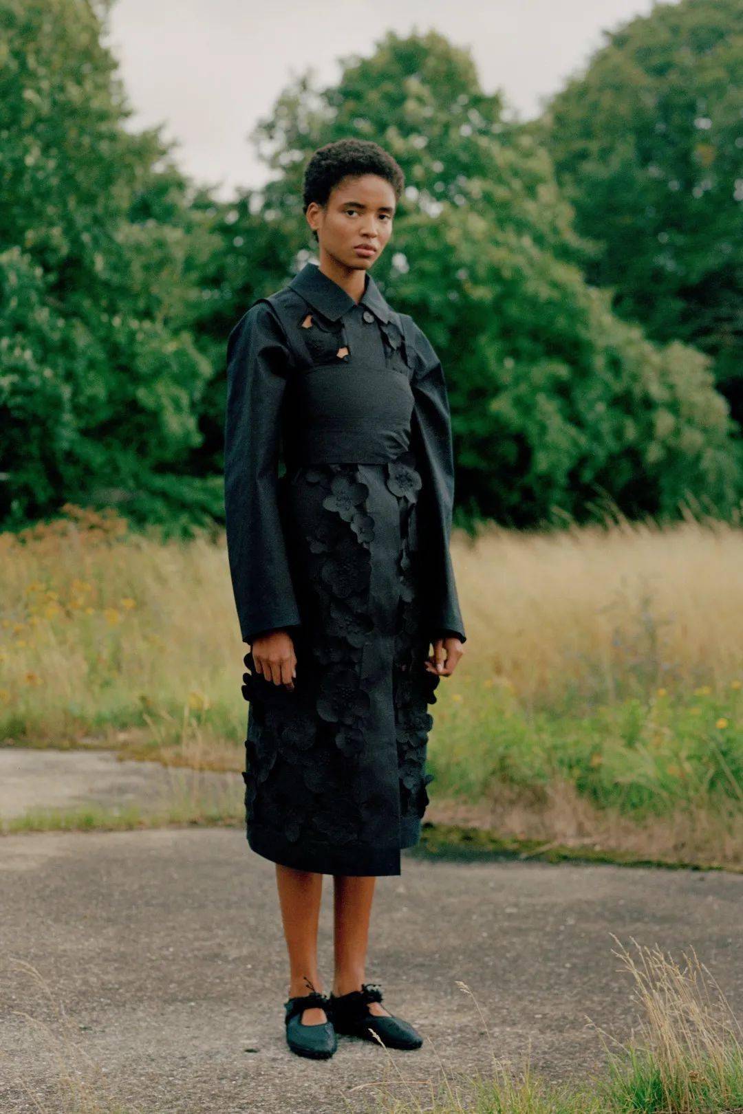 品牌 为「童话」找到合适的安放,来自北欧的浪漫!Cecilie Bahnsen将心跳融入到雨声、风声、吉他声中!