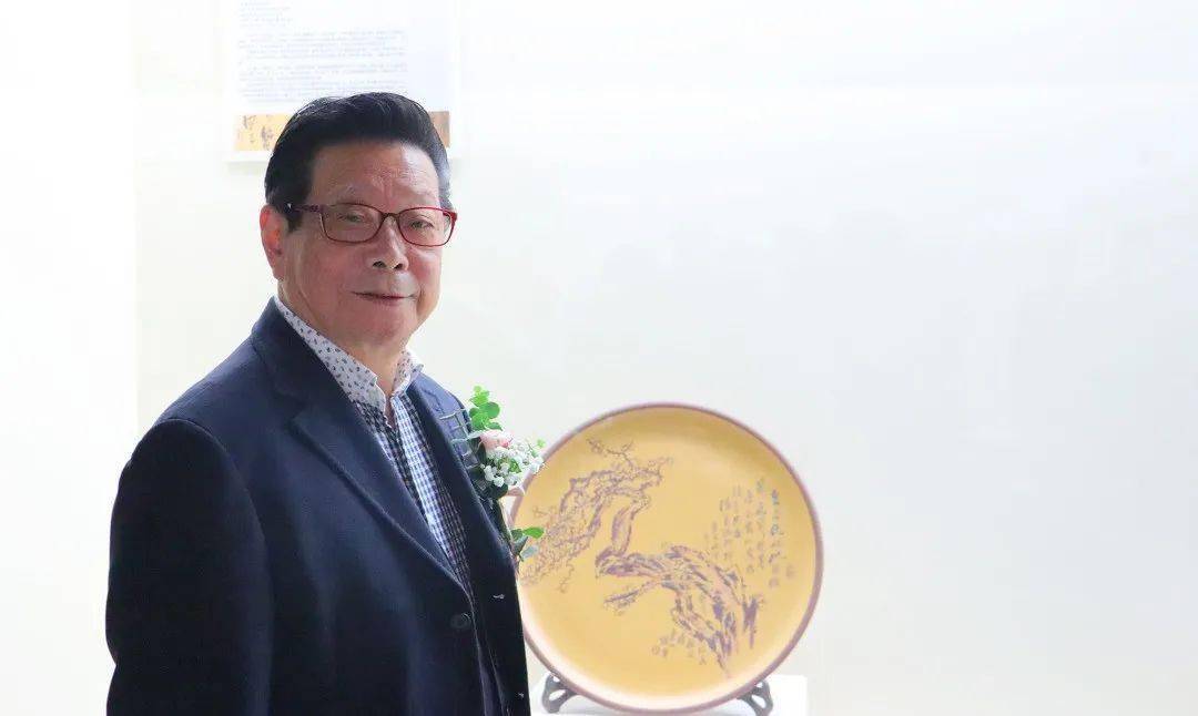 现场情定紫砂薪火相传中国美术报鲍志强紫砂艺术研究中心师生作品展