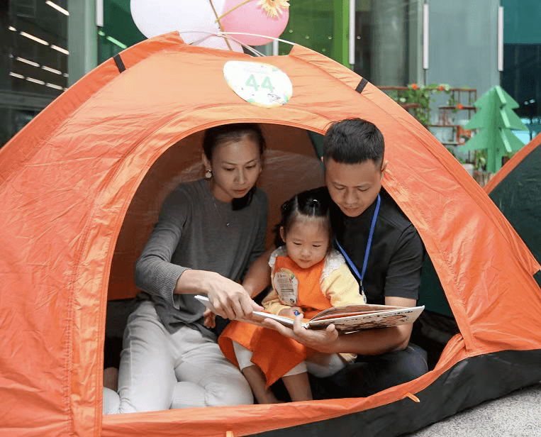 宝安青少年宫首届帐篷亲子阅读马拉松开跑