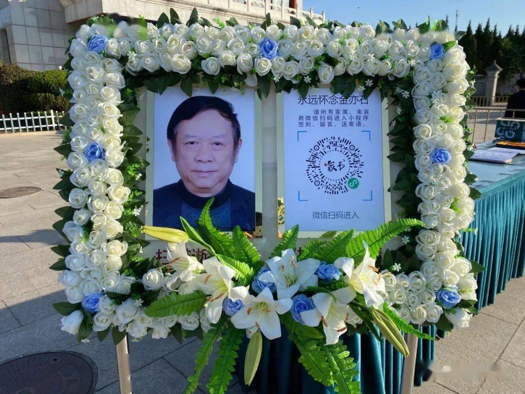 "众所周知,我们的国家实际上是一个传统能源紧缺的国家,天然气,石油等