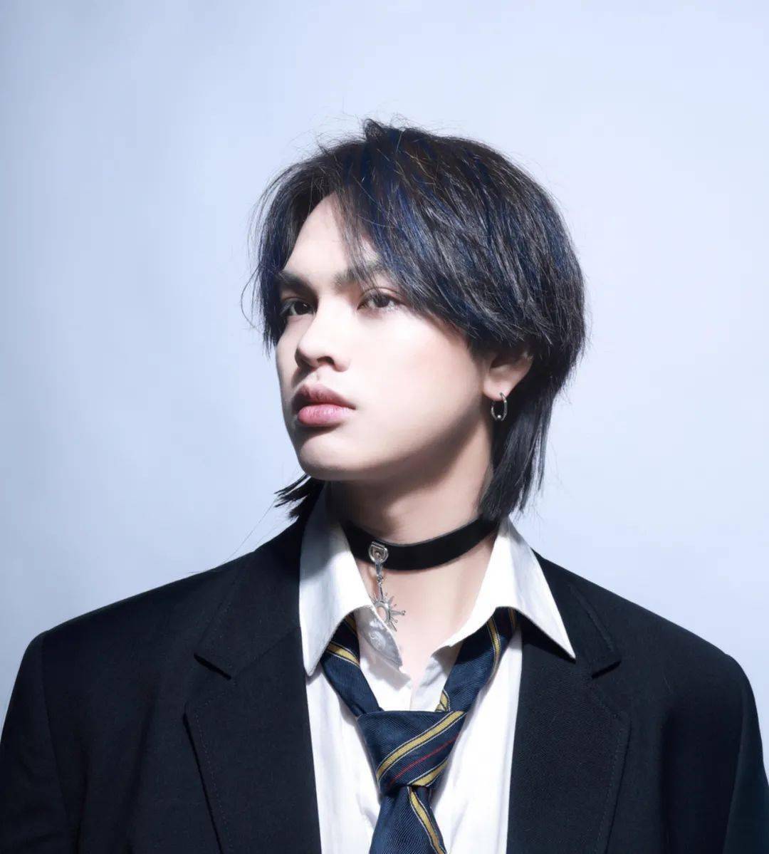 说唱歌手高天佐,life awaits主唱白羽,棱镜乐队主创陈恒家,万象乐队