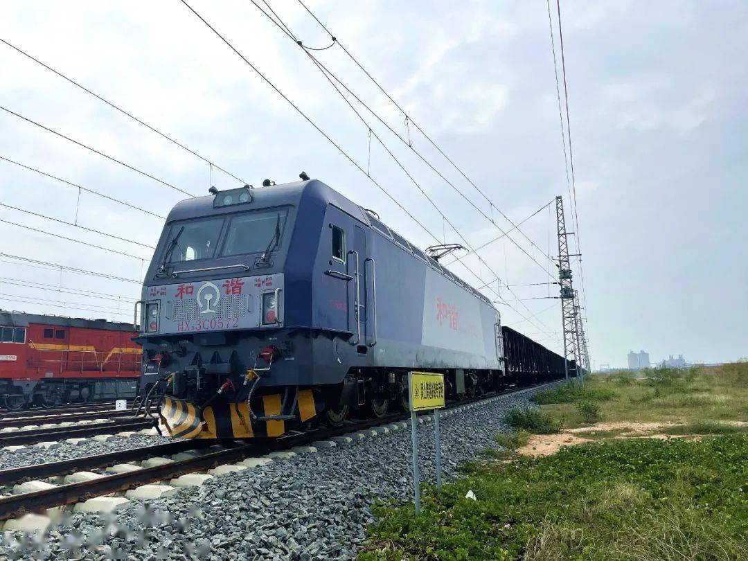 喜讯玉铁铁路正式升级电气化博白往返南宁更快啦