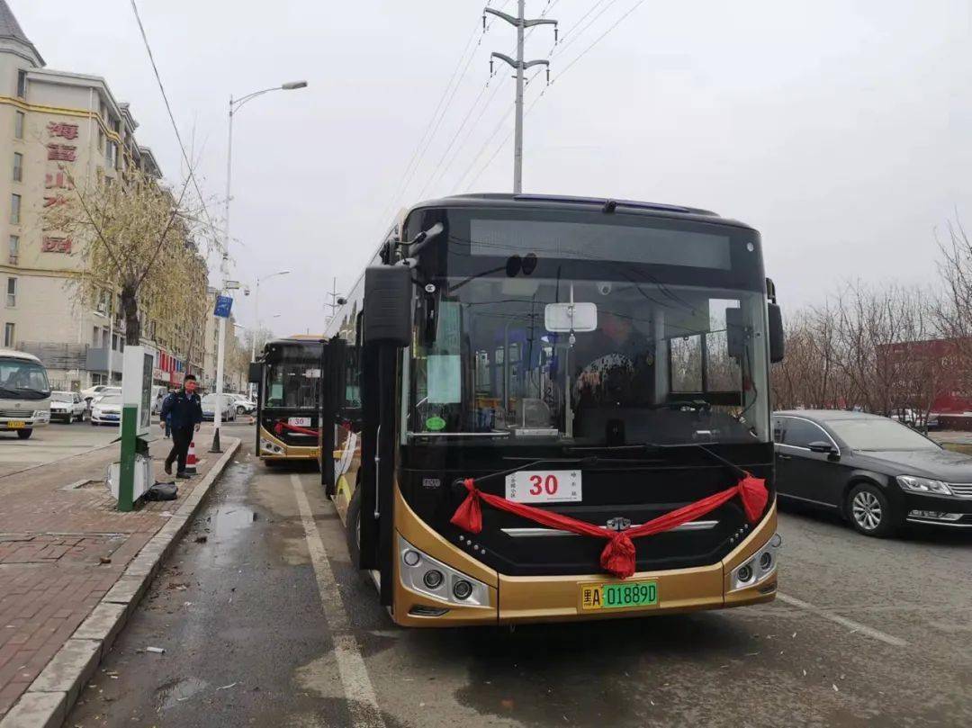 好消息今起哈尔滨纯电动公交车陆续上线运营