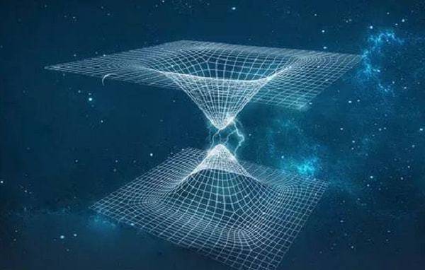 牛梦彤|追光|元宇宙里体育怎么玩？小编昨晚做了个梦