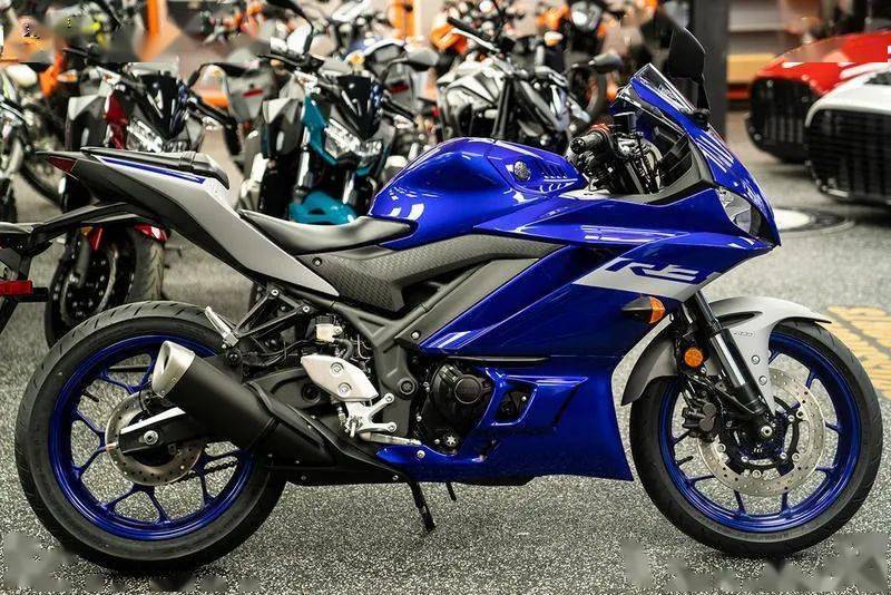 我们等来了川崎ninja400,等来了合资本田的cb400x/f,你还在等r3吗?