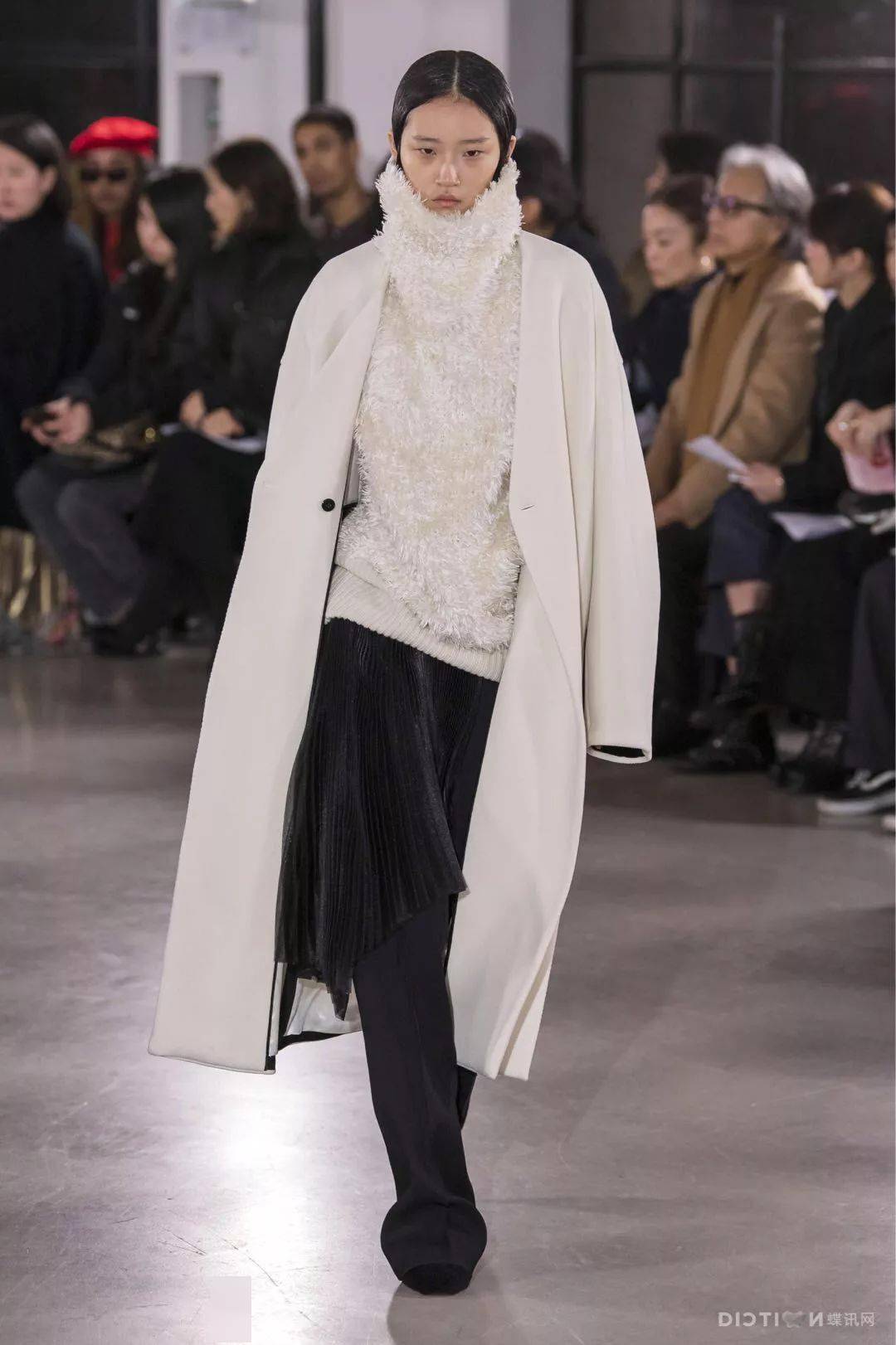 【服装色彩流行趋势】灰调中性色!(冷淡的高级)