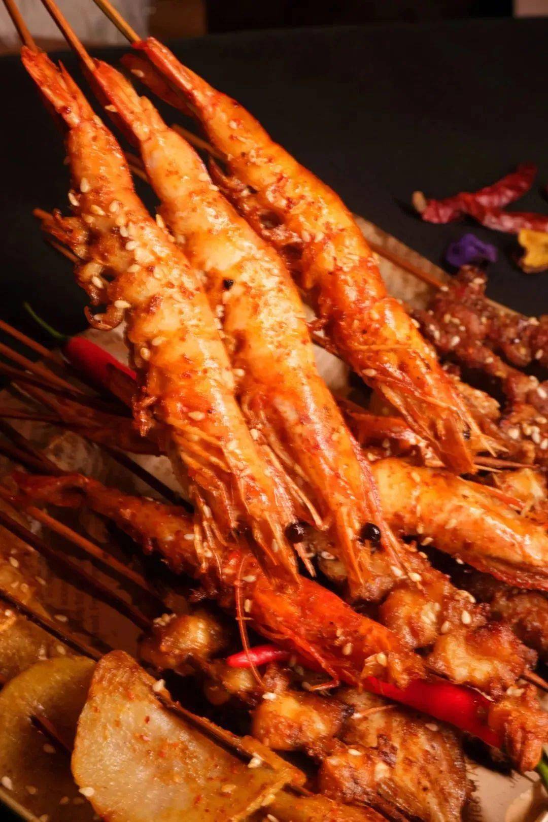 开心鱼 ○○ 烤豆皮 ○○ 烤土豆片 ○○ 锡纸鸭血 ○○ 锡纸肥牛