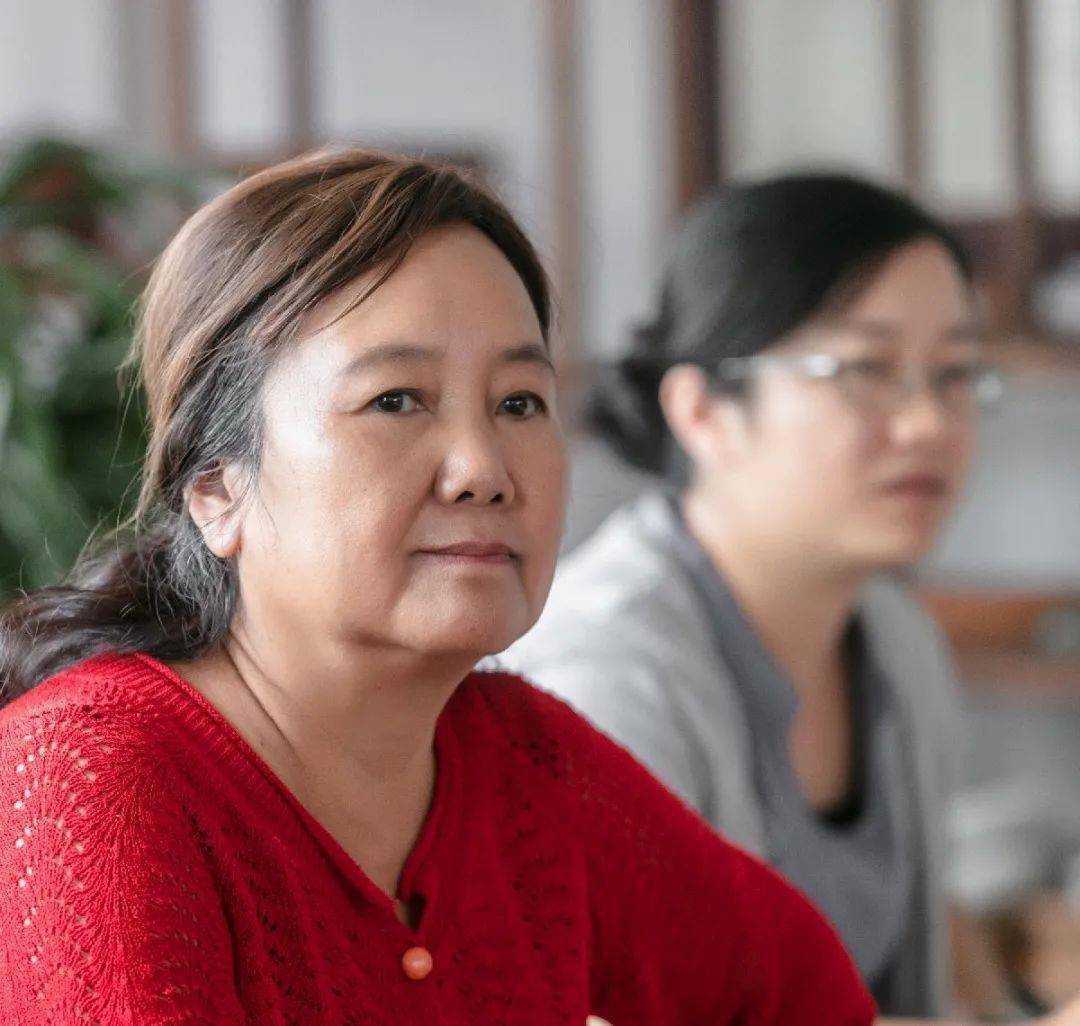 普洱市市委书记李庆元把普洱杂志打造成为普洱茶文化输出的一个重要