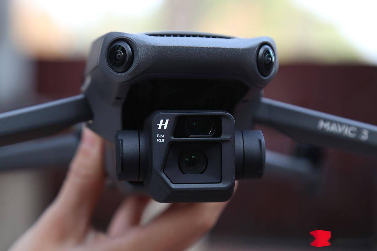DJI Mavic 3 体验：4/3 英寸哈苏相机，最强消费级无人机来了？
