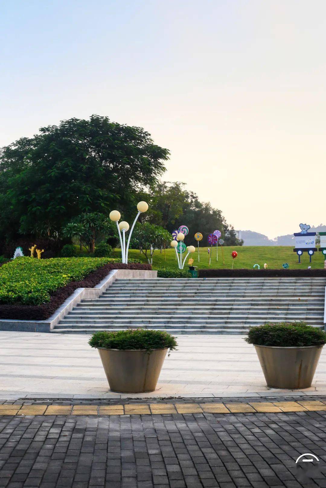 沿着长圳公园一路走来,发现从小孩到大人,他们给我的感受大多是比较