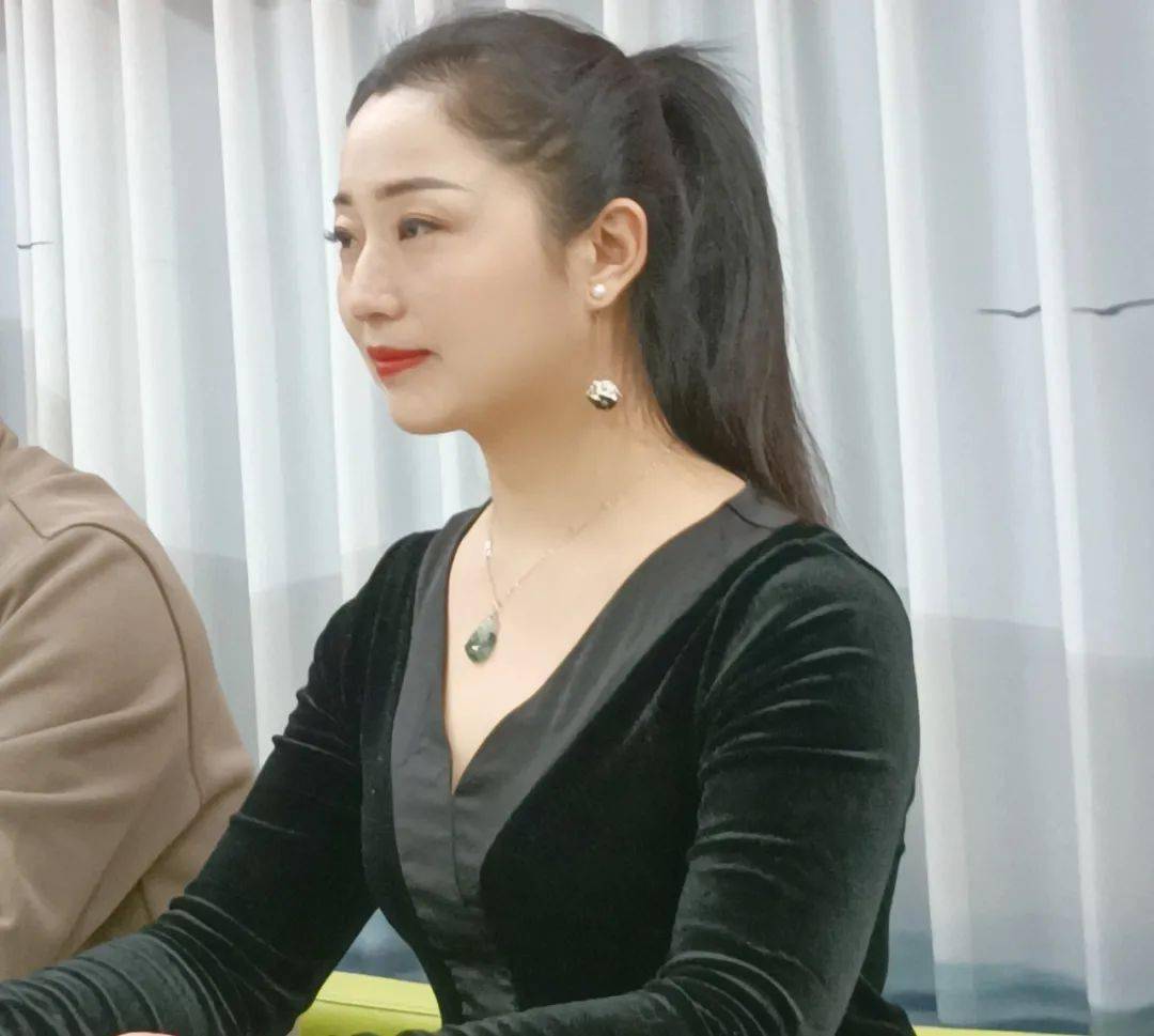 幸福沙澧女性素养提升项目二漯河市妇联举办第二期形体公益研修班