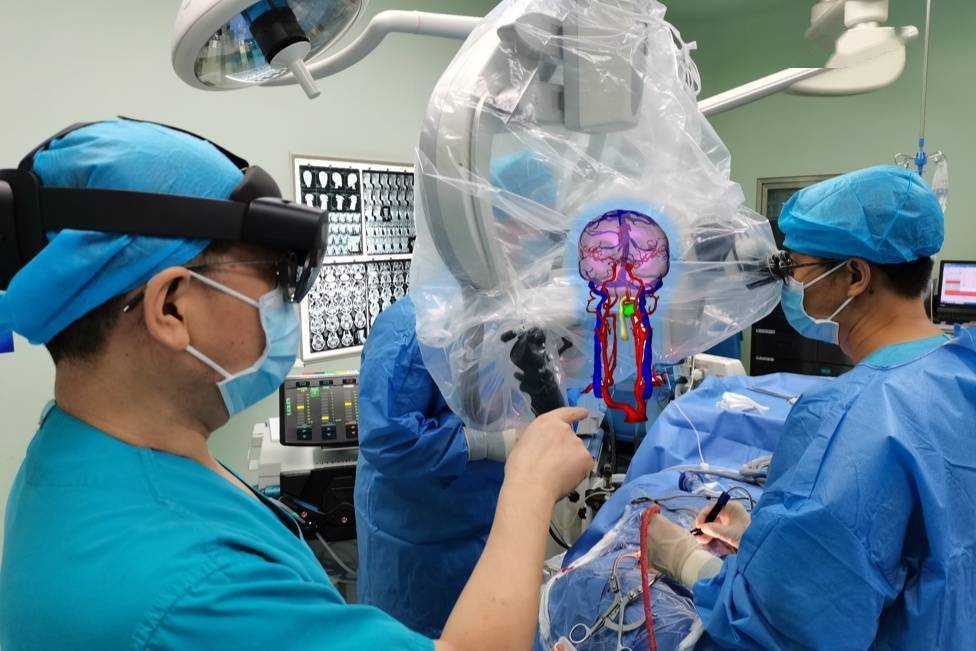 影像|哈医大一院全息影像技术助力神经外科手术