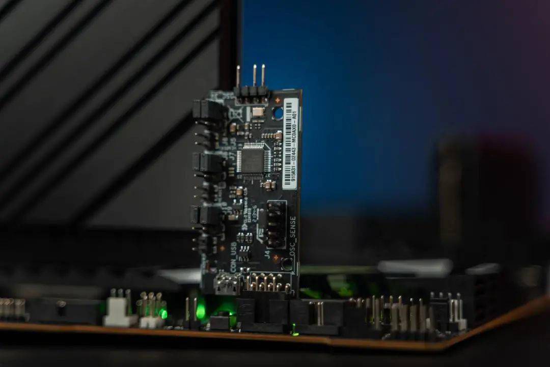 12 代酷睿超频至 7543MHz：ROG Z690 主板再创 9 项世界记录