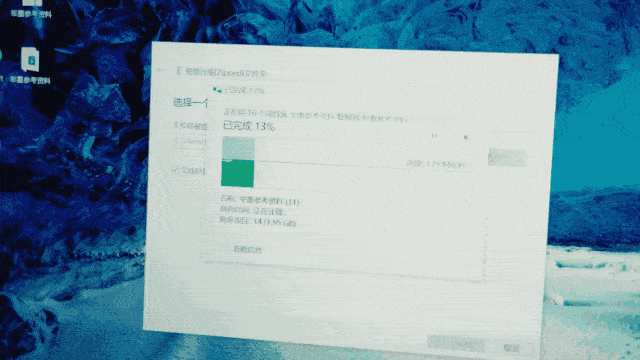 商务本超能挑战！正面硬扛350斤杠铃/足球飞射/花式滑板，结局看傻了