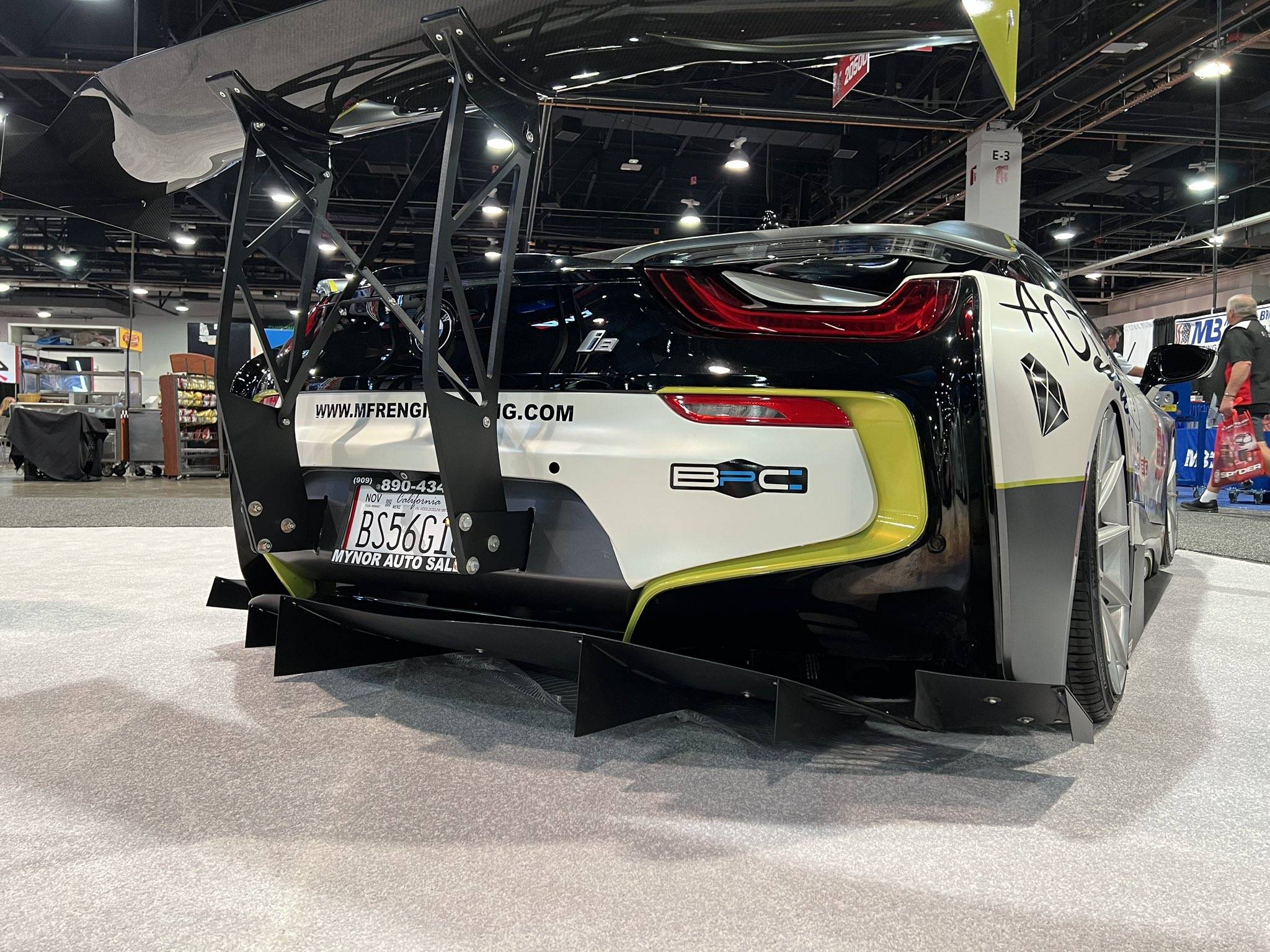 美国sema的改装盛宴一美国的改装车文化到底有多强