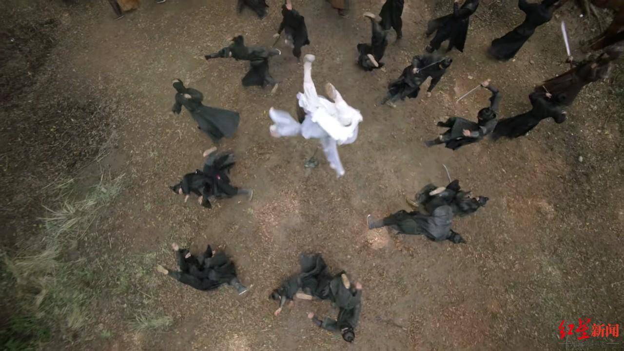 陈伟霆|小邱鉴剧｜杨幂新剧首播：古装造型亮眼，剧情仍显老套