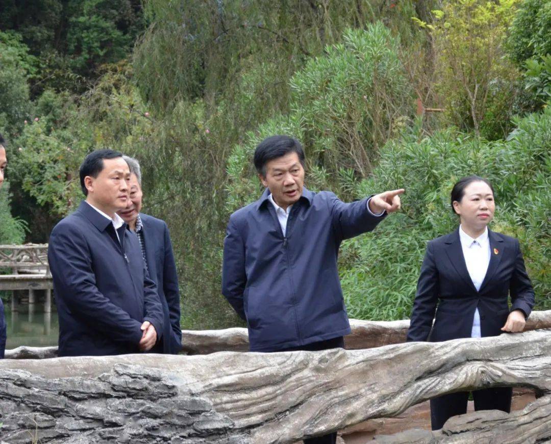 省委常委,常务副省长李再勇到我州调研
