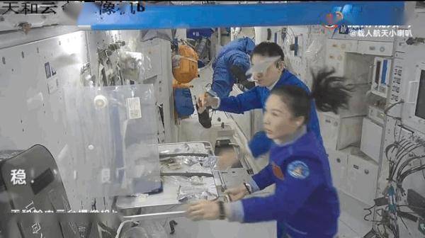 网友|急！饮料、纸巾集体“逃跑”，王亚平这个动作亮了