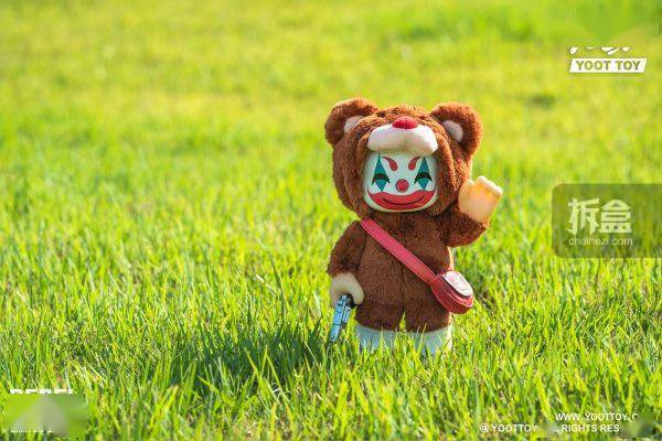 用户YOOT TOY REBEL BEAR 叛逆小熊 素体熊小丑熊 潮玩摆件