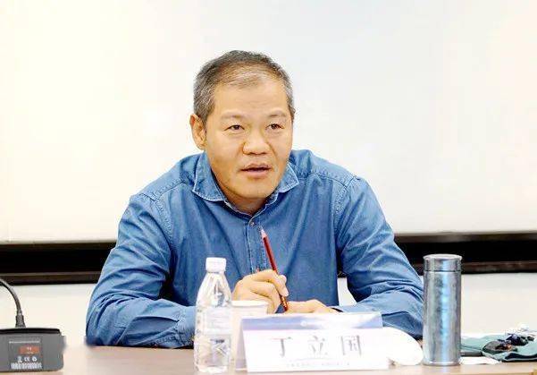 德龙集团新天钢集团董事长丁立国一行到韶钢调研交流