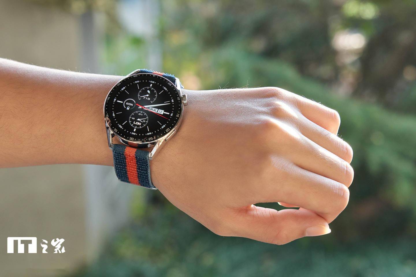 【IT之家开箱】华为 WATCH GT 3 系列图赏：屏占比更高