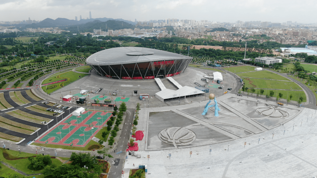 东莞市体育中心篮球场图片