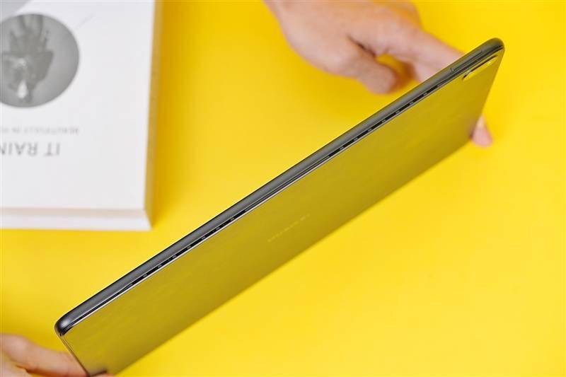 OLED首秀够出色！新款华为MateBook E首发评测：轻薄办公非它莫属