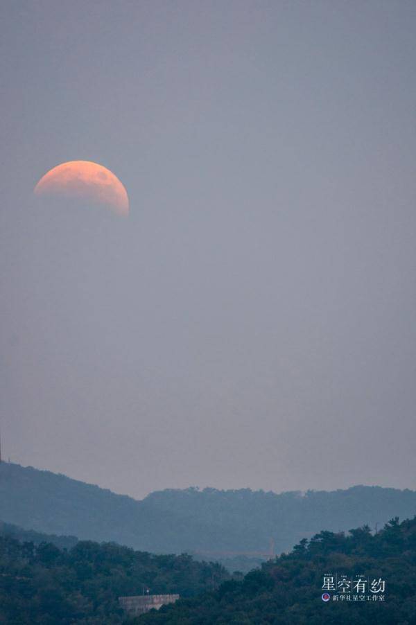 别错过！将有一场月偏食