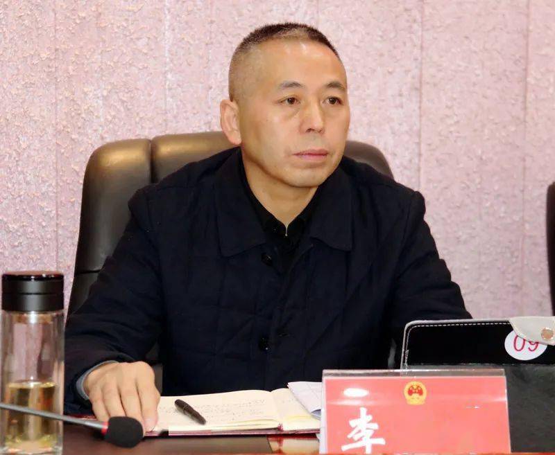 县人大常委会副主任李仕学出席会议县人大常委会副主任周宗烈出席会议