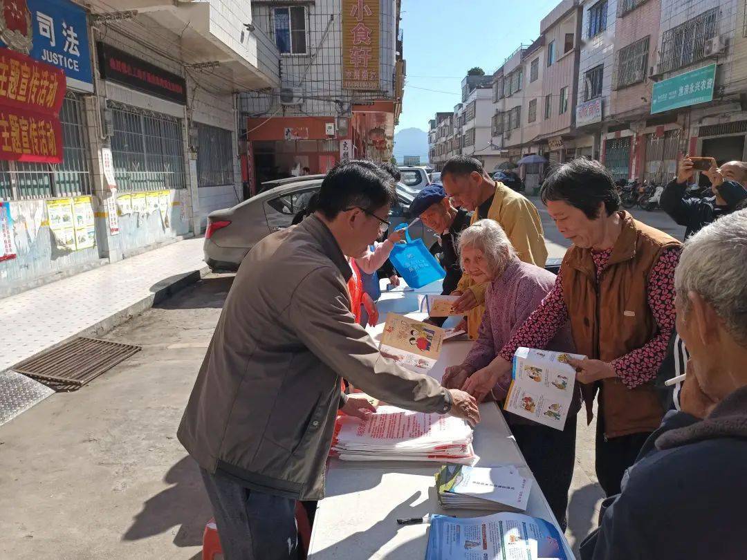 全面加强宣传全方位筑牢禁毒防线封开在行动