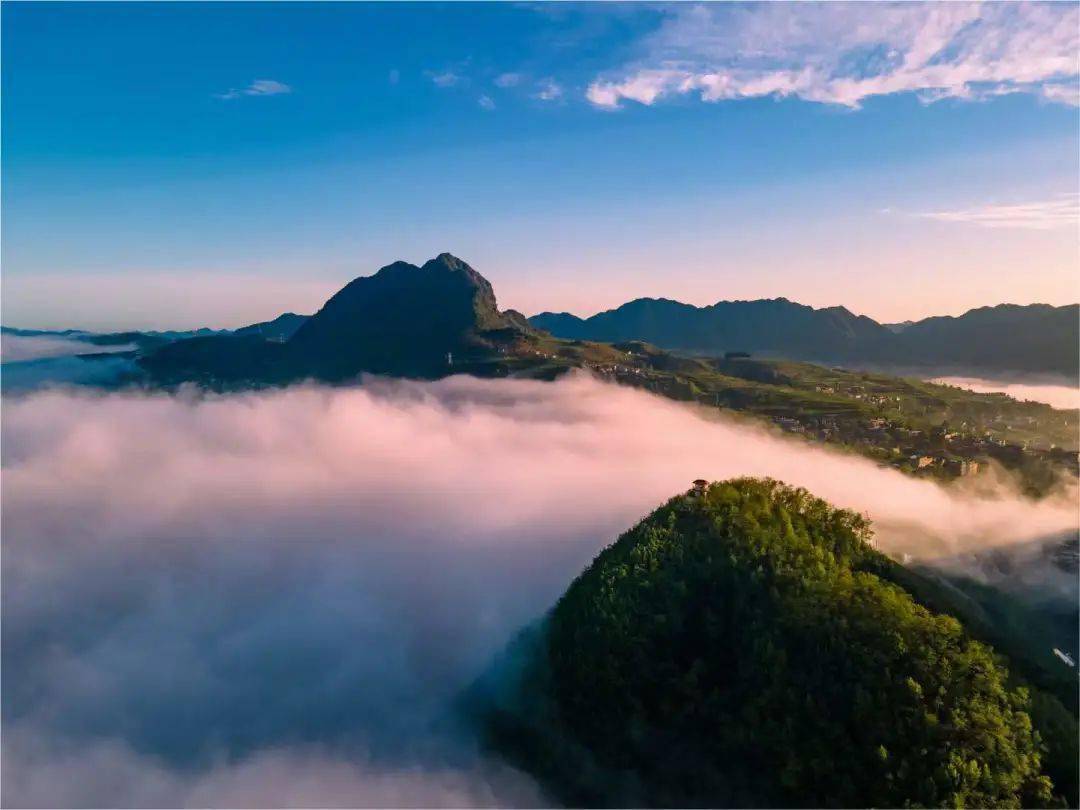 太美了昭通这县的云海宛如仙境