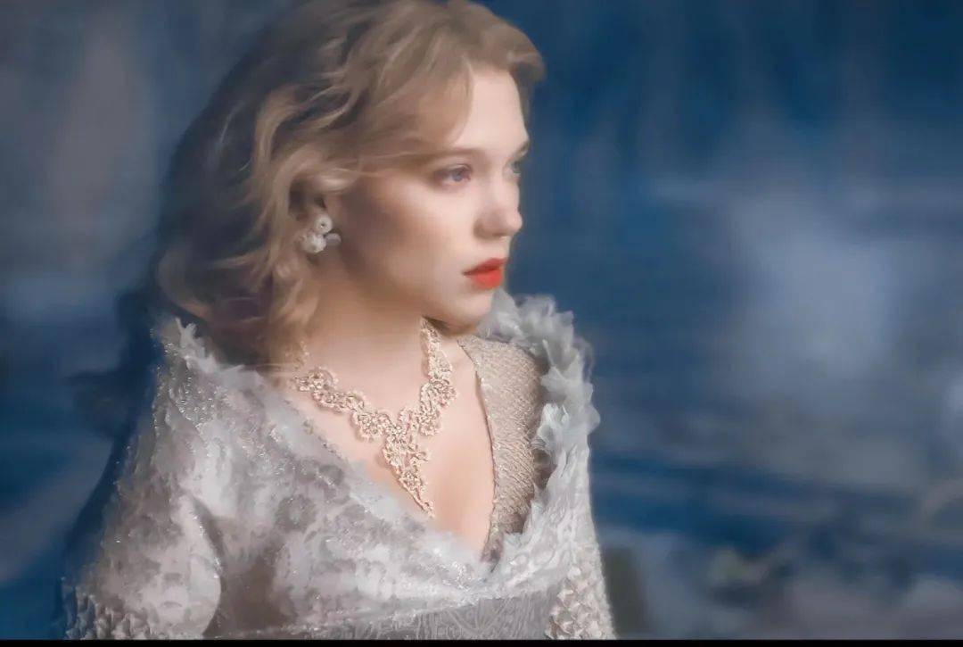 always|她是法国版斯嘉丽，两次出演“邦女郎”，冰山脸女杀手，为啥能征服阿汤哥？