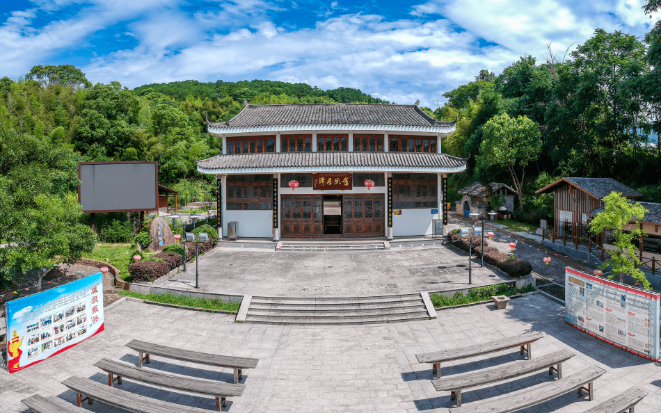 還有畲村文化中心,大型休閒文化廣場,生態公園,人工景觀湖等