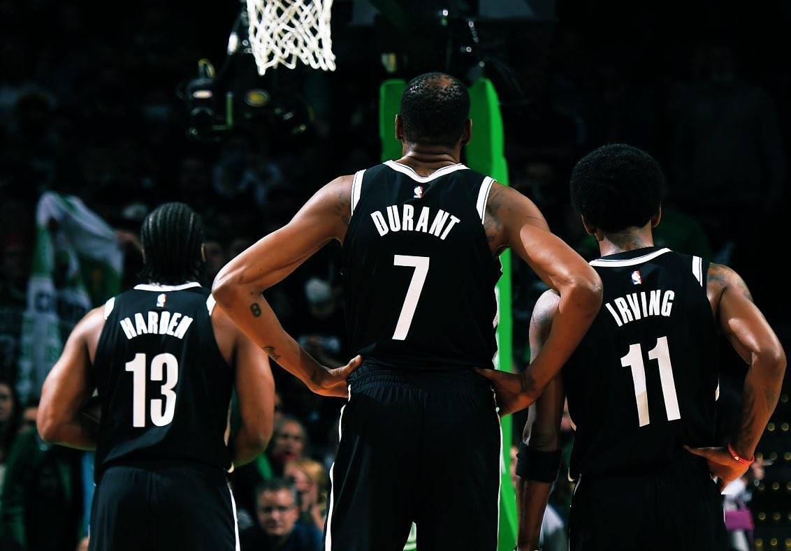 杜兰特遭到了背叛nba名记公开看衰篮网所有球队都害怕欧文