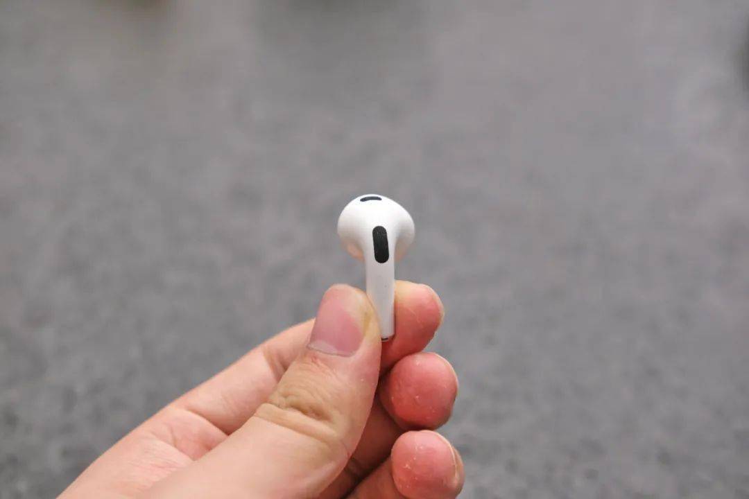 只卖一百多块钱的华强北 AirPods 3，体验到底怎么样？