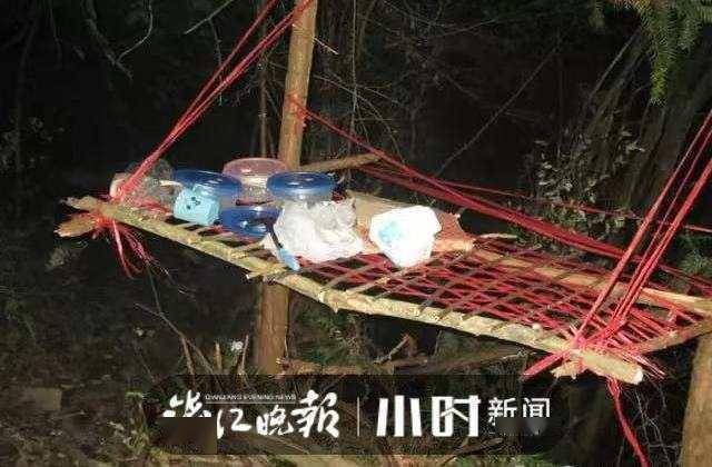 常年野外作業風餐露宿的地質隊員究竟從事著怎樣一份九死一生的職業