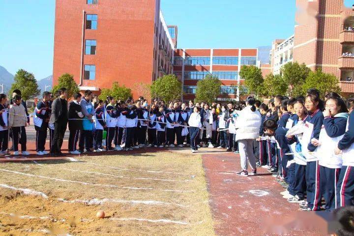 今天庐山市这所学校一大波照片流出,找找有你家孩子没?