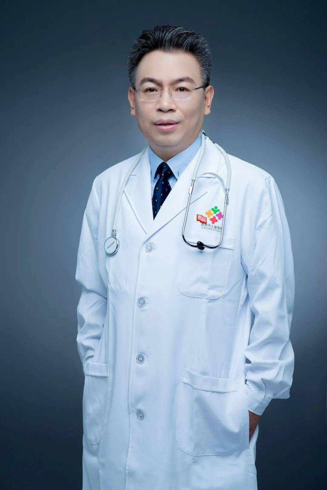 儿医名医榜 | 21 神经内科一病区主任——汪东:信念是脊梁,他一直坚持