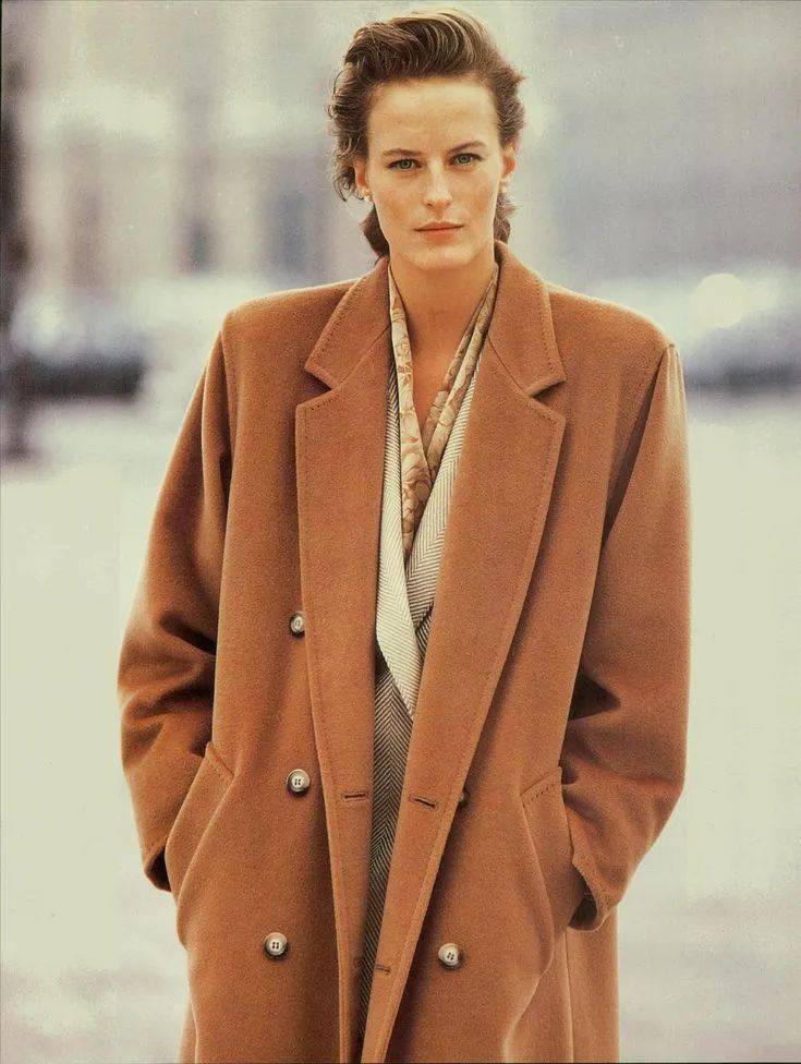 90年代女性穿衣风格图片