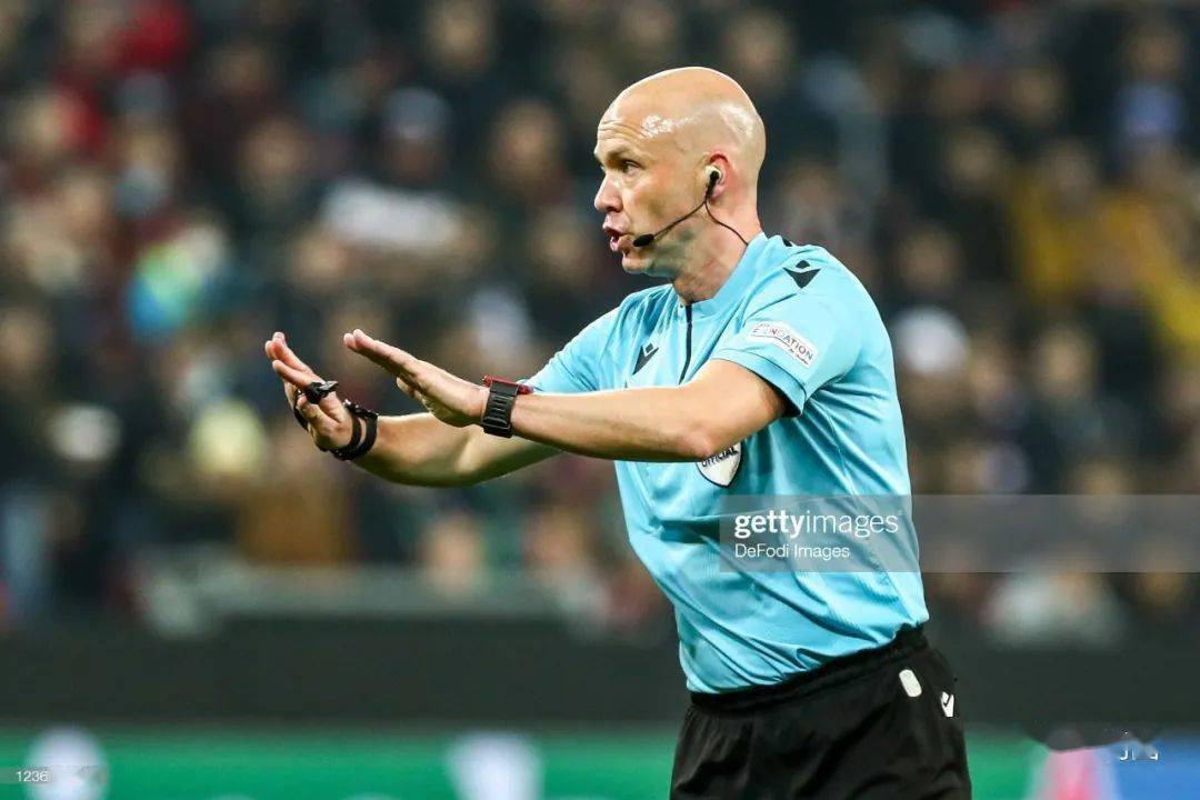 裁判员:anthony taylor(英格兰)【安东尼·泰勒】助理裁判员:gary