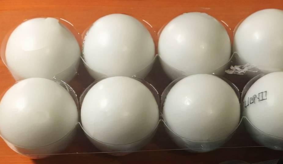 同仁堂|有人连壳一起吞？同仁堂境外销售的大蜜丸包装上有这样一行字