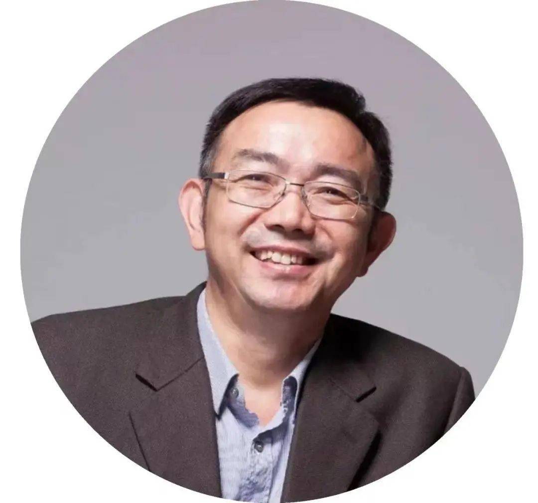 《读书杂志》编委会成员 肖启明 北京三联书店执行董事兼党委书记