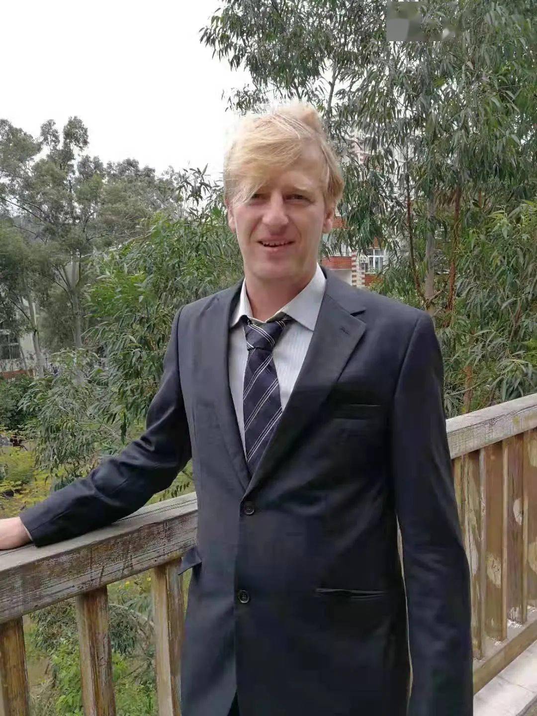 东西问 | 德国学者易阳:西方"中国威胁论"的实质是什么?