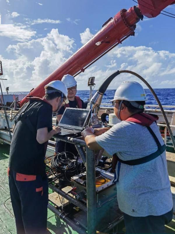 “悟空 ”勇探 “龙宫 ”，揭开万米海底神秘面纱！